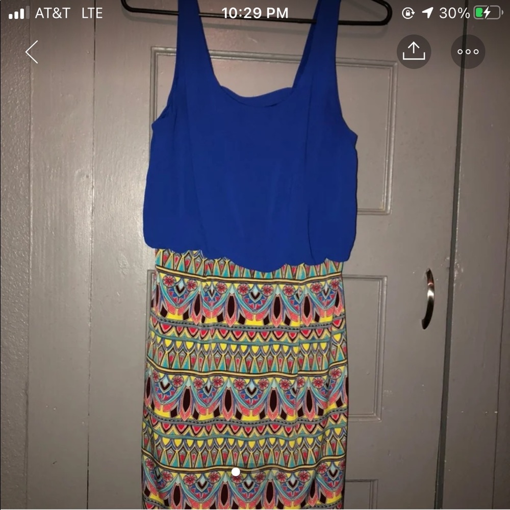 Very cute dress with open back
